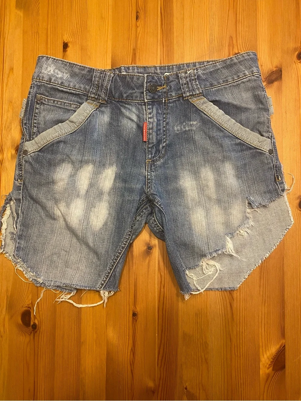 Y2K Harajuku Lovers Gwen Stefani Low Rise Ripped Boyfriend Denim Shorts Size 27
